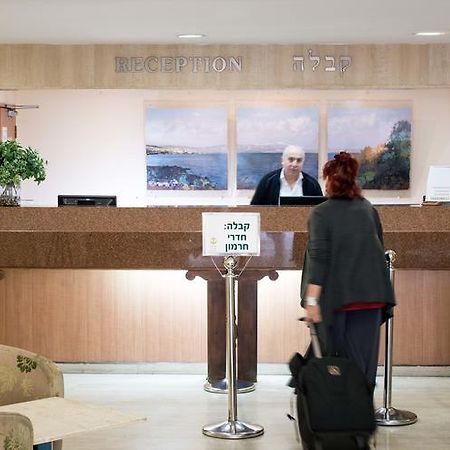 Royal Inn Tiberias Bagian luar foto
