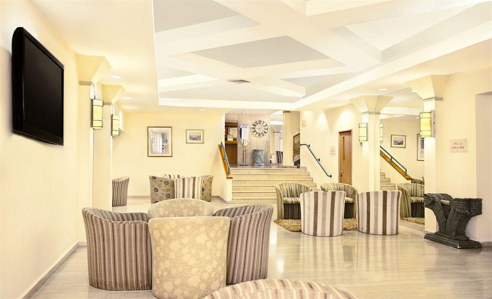 Royal Inn Tiberias Bagian luar foto